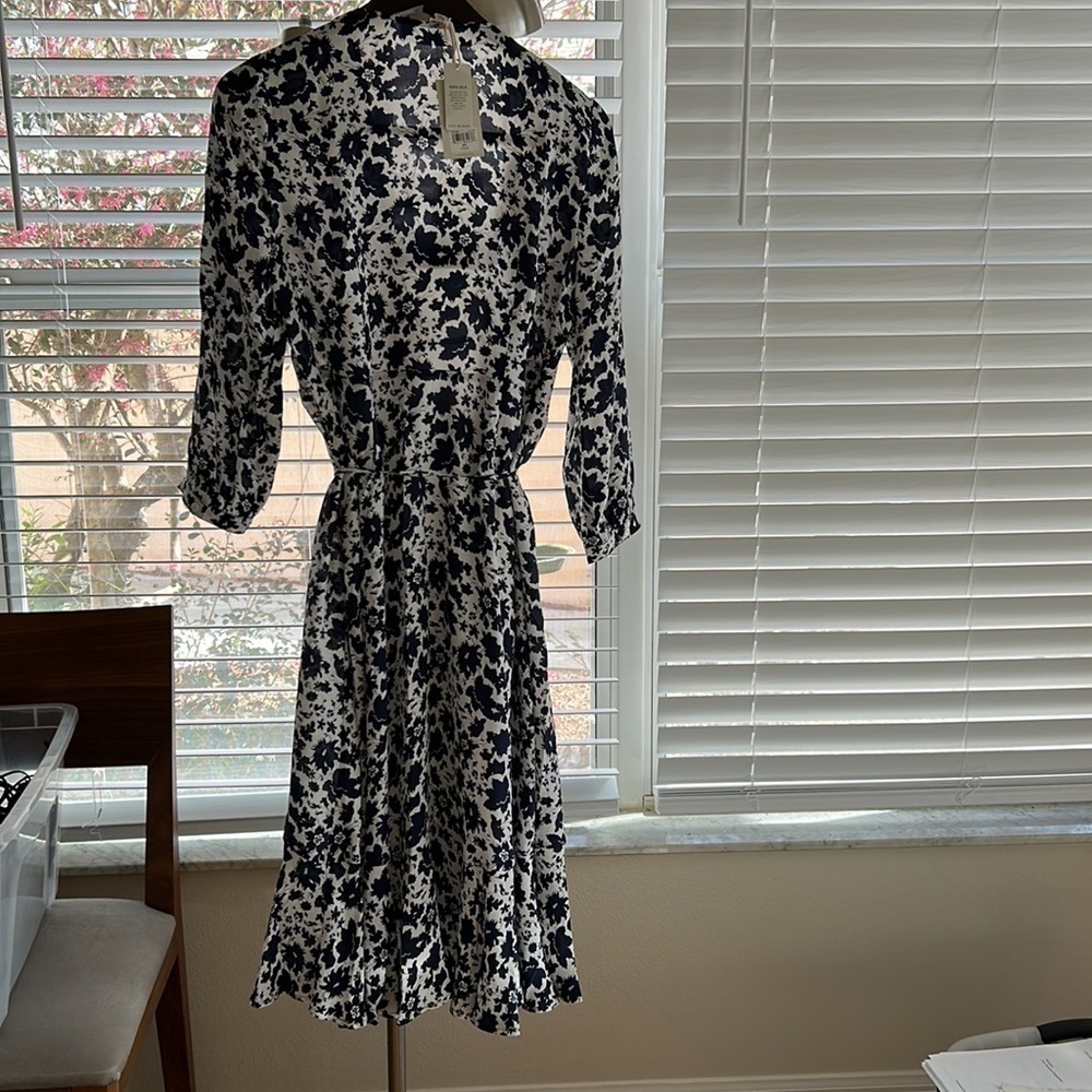 Lucky Brand NWT Karin 100% silk wrap floral print dress Size P/S - Picture 3 of 6